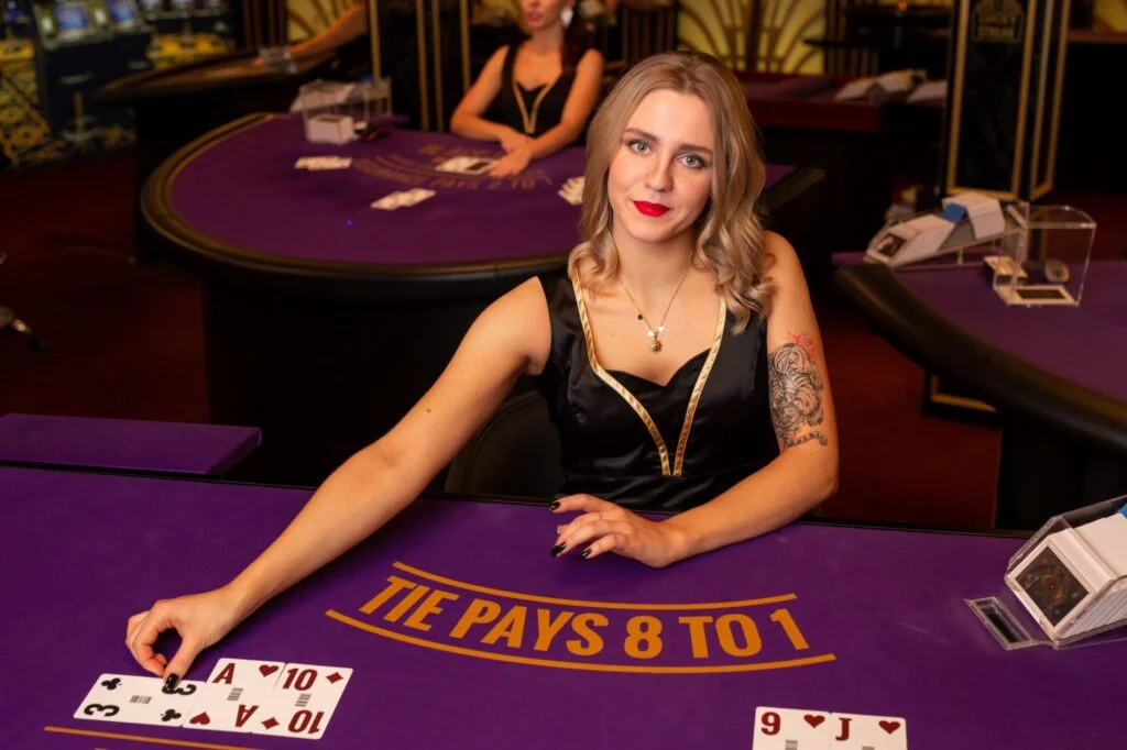 Live Dealer Baccarat Table in Studio
